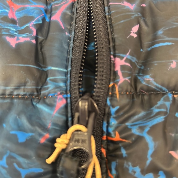 COPY - Mountain Warehouse Puffy Jacket for kids 7-8 years old Very nice new puf… - Picture 4 of 7